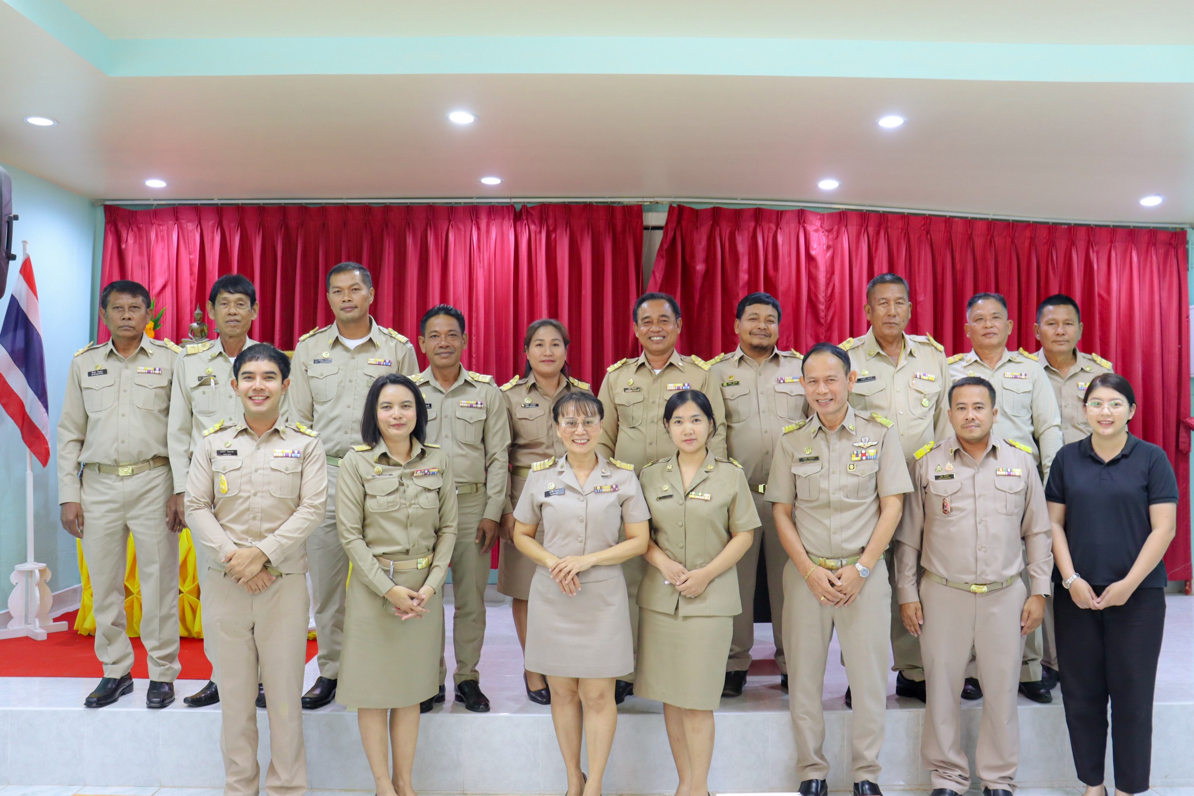 ประชุมสภาองค์การบริหารส่วนตำบลท่าข้าม สมัยสามัญ สมัยที่1 ครั้งที่ 1 น